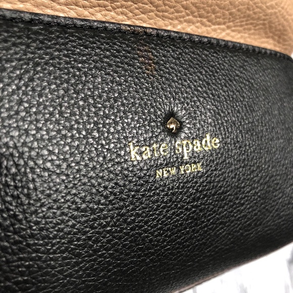 Kate Spade Taupe/Black Leather Bucket Bag - Picture 4 of 11